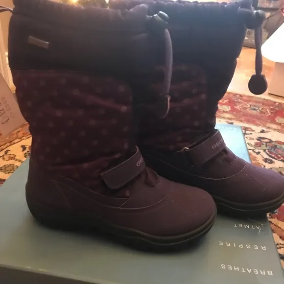 NWT Kids Winter Boots - size 12, purple