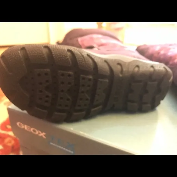 NWT Kids Winter Boots - size 12, purple