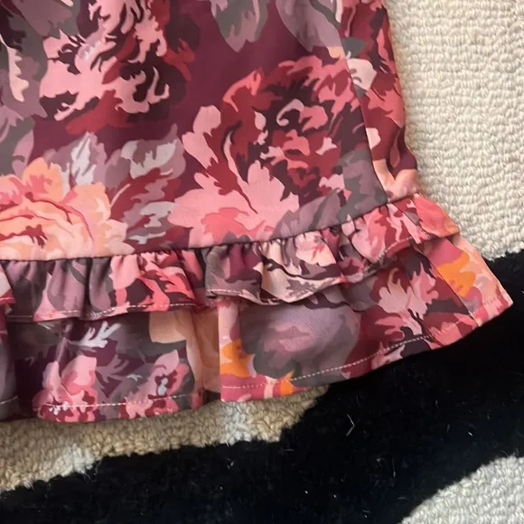 NWT Lost   Wander Garden Floral Ruffle Mini Skirt