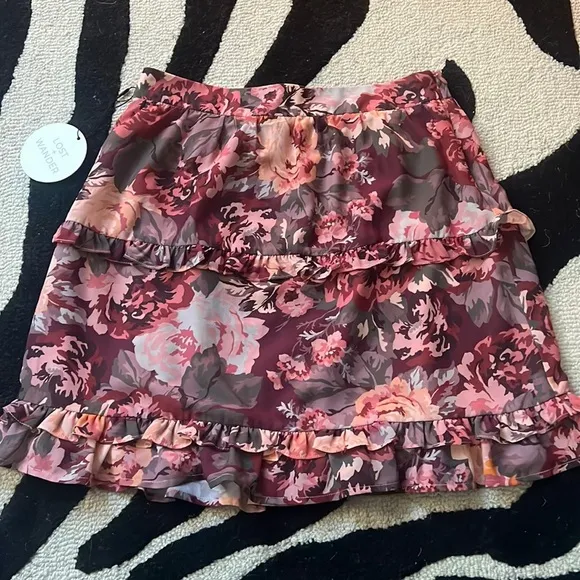 NWT Lost   Wander Garden Floral Ruffle Mini Skirt