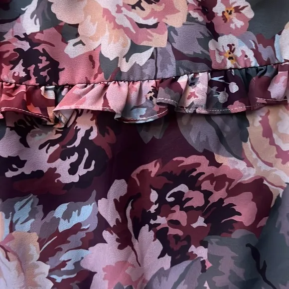 NWT Lost   Wander Garden Floral Ruffle Mini Skirt
