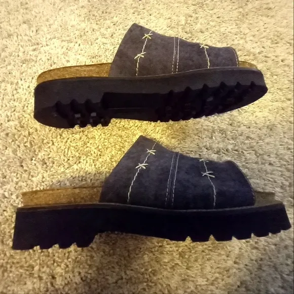 NWT NAOT RARE Slip On Sandals