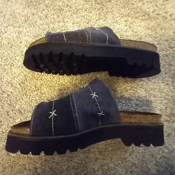 NWT NAOT RARE Slip On Sandals
