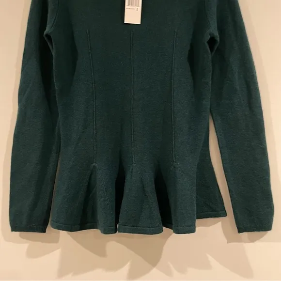 NWT Neiman Marcus 2-Ply Cashmere Peplum Blouse Sweater, Dark Holly Green, Small