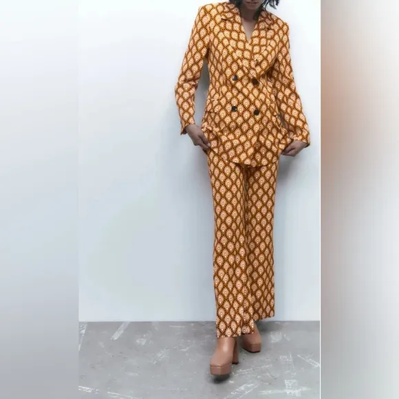 NWT RARE ZARA PRINTED DOUBLE BREASTED BLAZER/JACKET