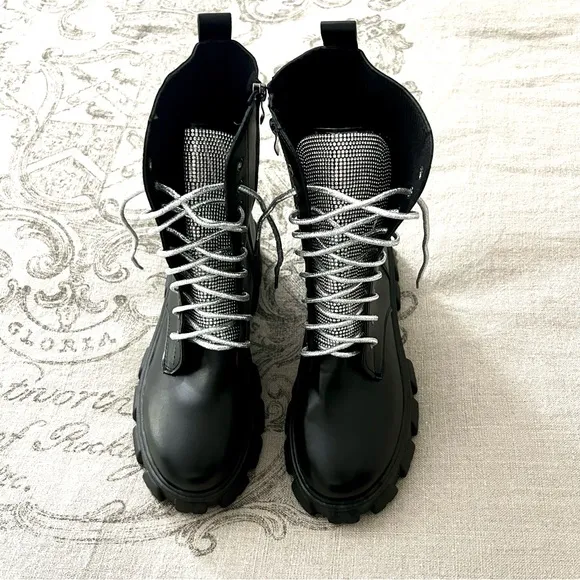 NWT SEQUINED TONGUE SEQUINED LACE-UP PREMIUM MID-CALF BOOTS