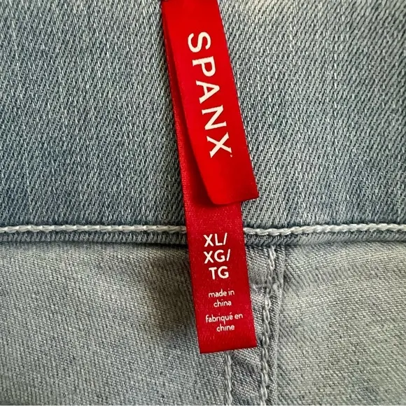 NWT Spanx Pull-on Stretchy Retro Light Wash Flare Leg Jean SZ XL