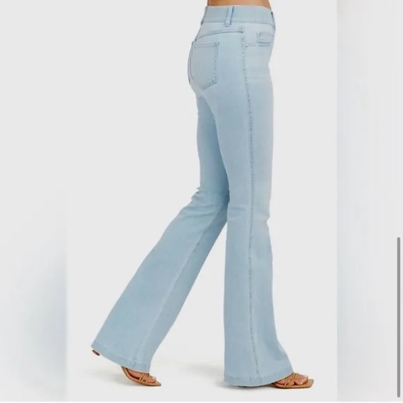 NWT Spanx Pull-on Stretchy Retro Light Wash Flare Leg Jean SZ XL