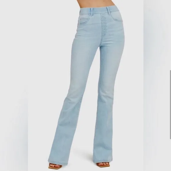 NWT Spanx Pull-on Stretchy Retro Light Wash Flare Leg Jean SZ XL