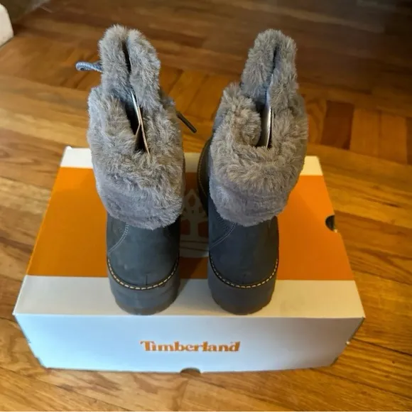 NWT Timberland Courmayeur Valley Faux Fur Waterproof Lug Sole Boots 7.5