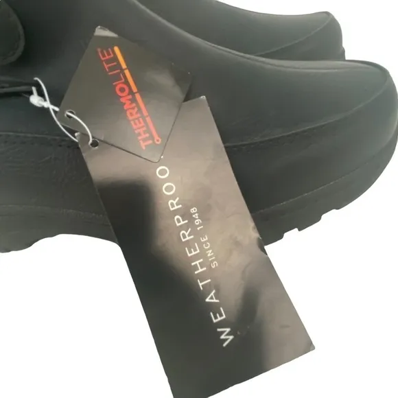 𝅺nwt WEATHERPROOF THERMOLITE ANKLE BOOTIES