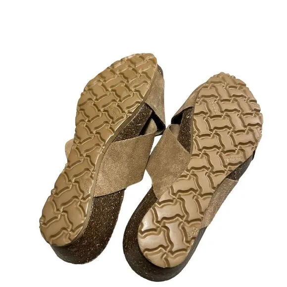 NWT Yokono tan sueded leather cross strap slide on cork wedge sandals size 7.5