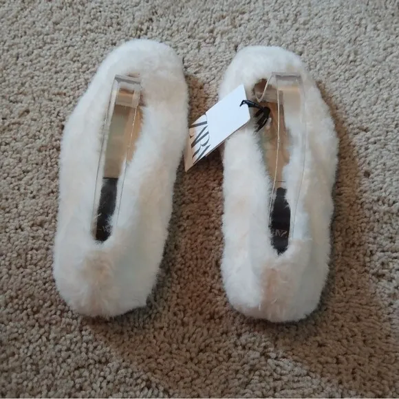 NWT Zara faux fur ballet flats