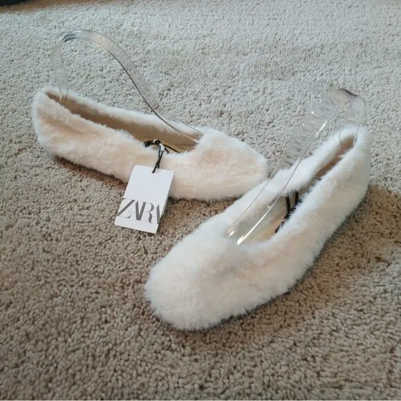 NWT Zara faux fur ballet flats