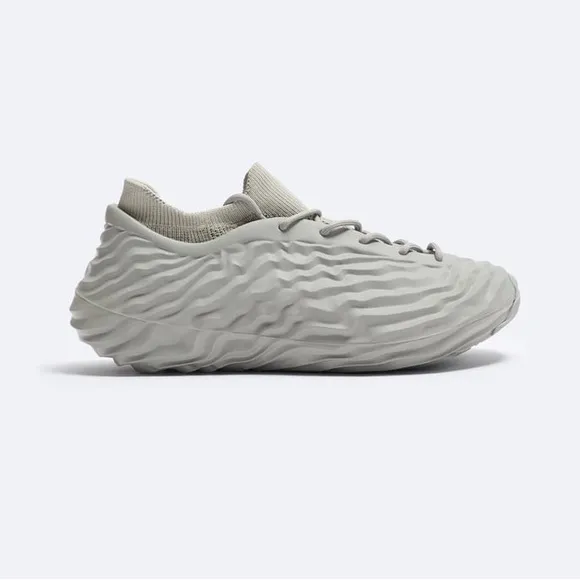 NWT. Zara Light Khaki Foam Sneakers. Size 10.