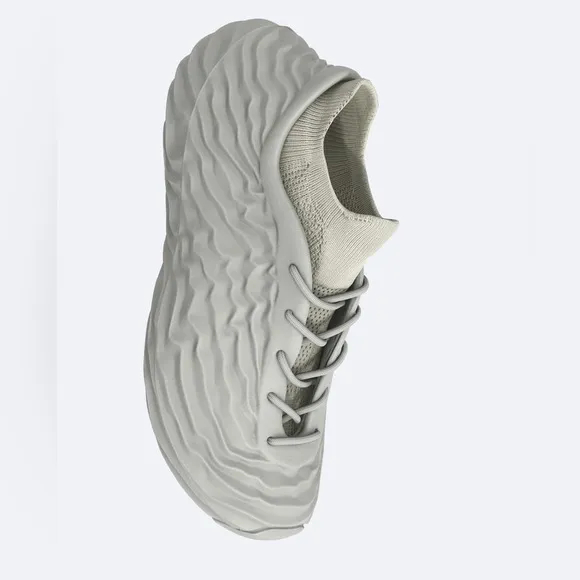 NWT. Zara Light Khaki Foam Sneakers. Size 10.