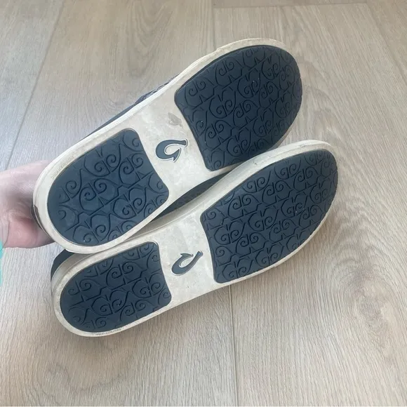 Olukai Pehuea Gray Knit Slip On Sneakers