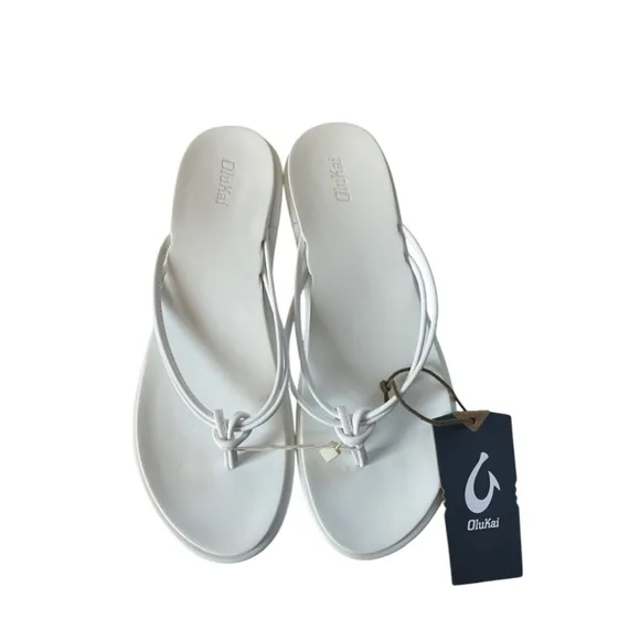 OluKai Women's 'Aka Beach Sandals NWT