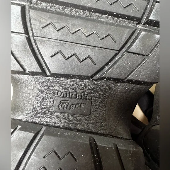 Onitsuka Tiger Dentigre Black Belted Sandals in Size 11