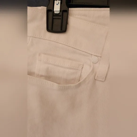 PAIGE Women's Hoxton High-Rise Skinny  Crop Jean In White Size 27