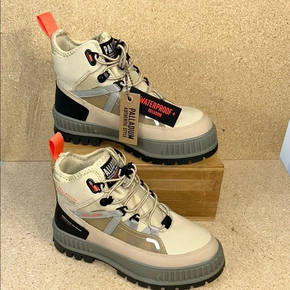 Palladium Pallashock Travel WP  Hiking Boots (90)