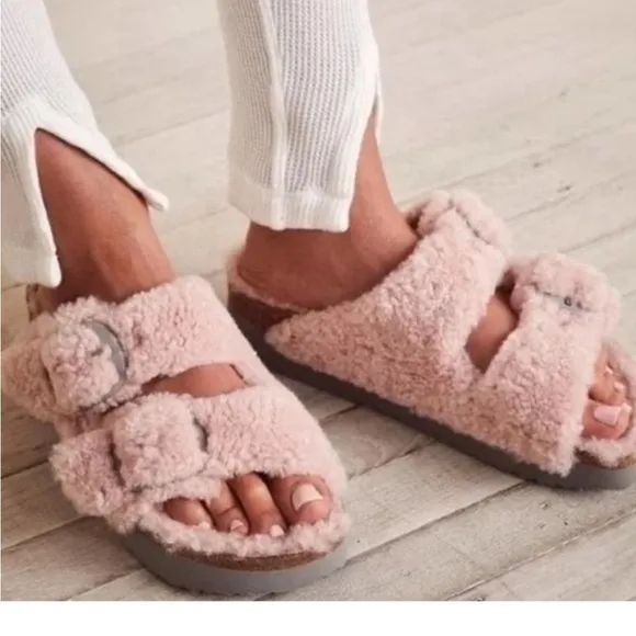 {Papillio by Birkenstock} Arizona Big Buckle Serling Slides Teddy Crystal Rose