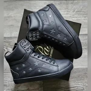 Pastry Pop Tart Star Kids #1 Dance Sneaker- Black