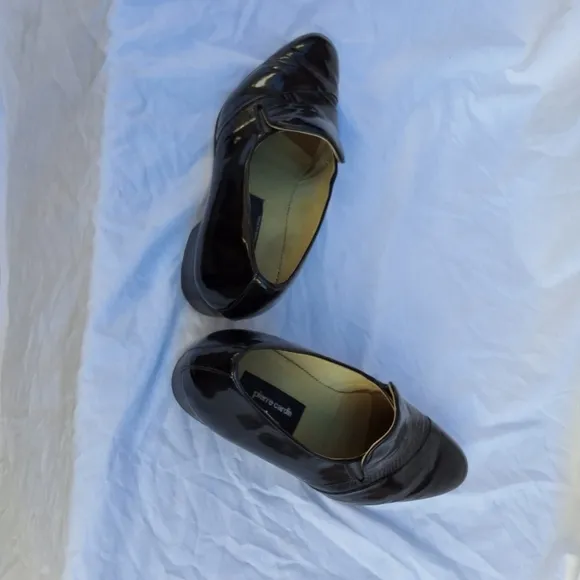 Pierre Cardin Vintage Unisex Black patent formal loafers M8.5 / W10