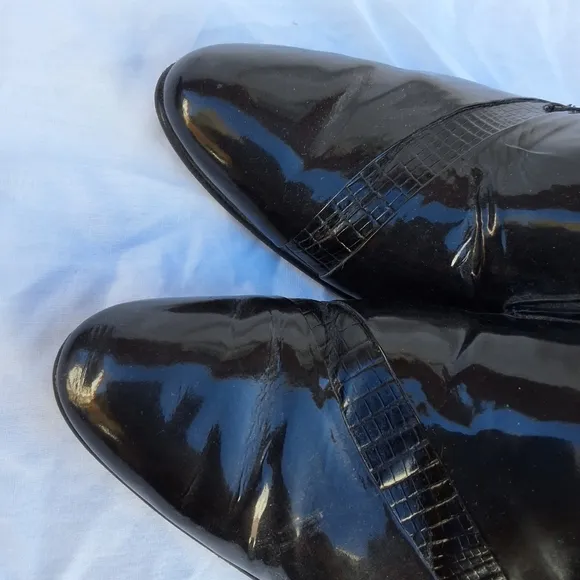 Pierre Cardin Vintage Unisex Black patent formal loafers M8.5 / W10