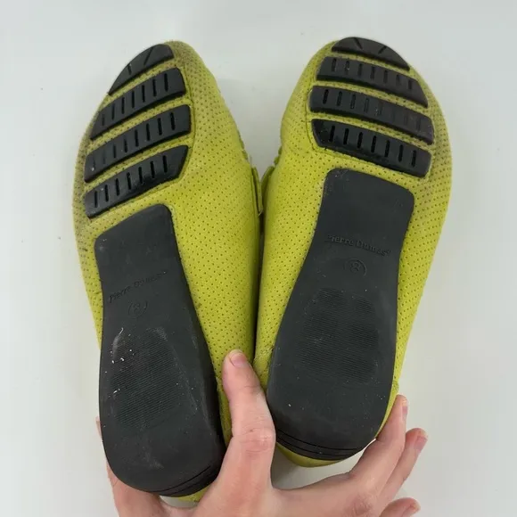 Pierre Dumas flats size 8 green faux suede chartreuse driving loafers old money