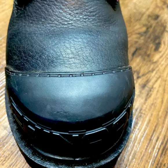 💝PREOWN CHINOOK BOOTS 9  Tarantula Steel Toe Waterproof Black Work Shoes