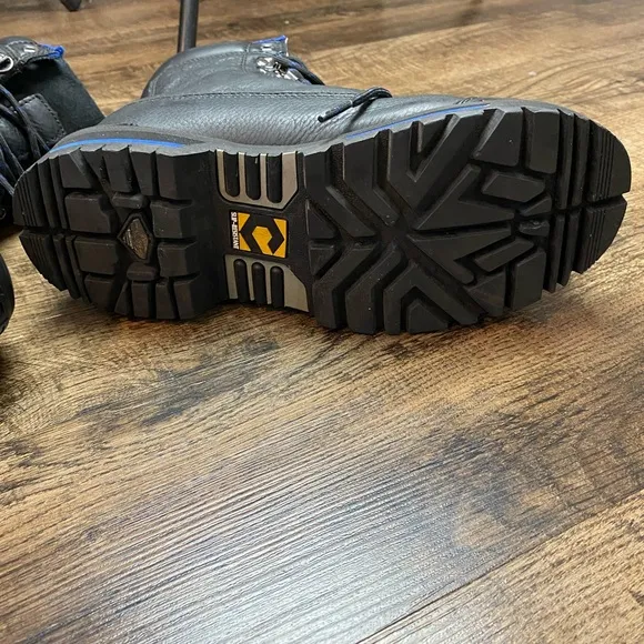 💝PREOWN CHINOOK BOOTS 9  Tarantula Steel Toe Waterproof Black Work Shoes