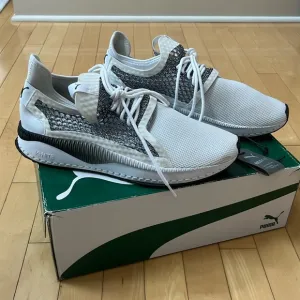 Preowned PUMA Tsugi Netfit V2 knit white sneakers - 13us