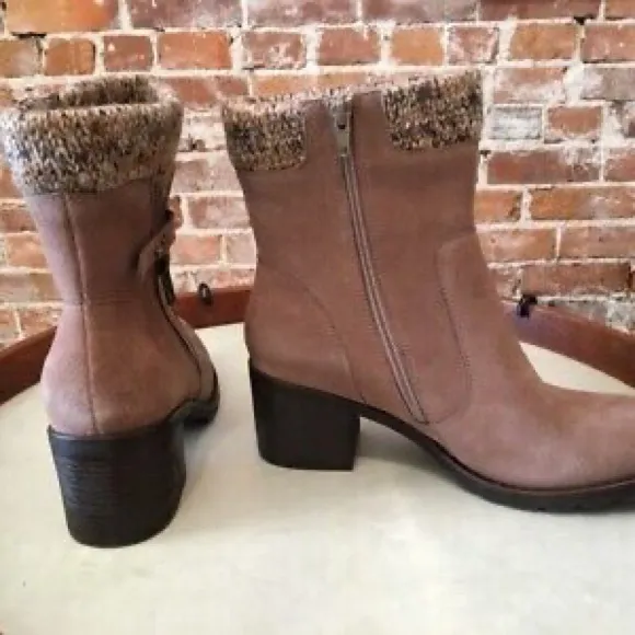 PureSole Tan Brown Cream Suede Sweater DORY Ankle Boot Sz 8 NWOT