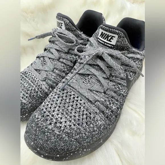 RARE Nike LunarEpic Flyknit 2 in Oreo/Space