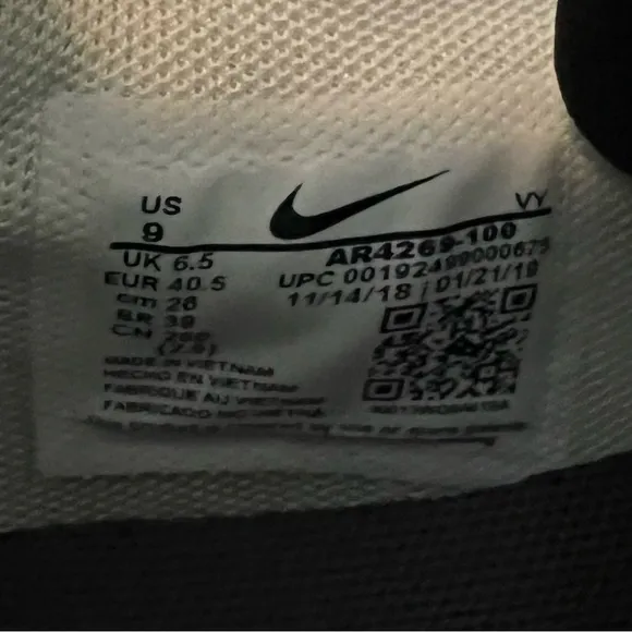 Really Cute, NIKE V-LOVE O.X. Hyper Jade White AR4269-100 Women Size 9