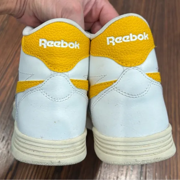 Reebok Vintage High tops White Yellow Women’s Sz 7 Sneakers