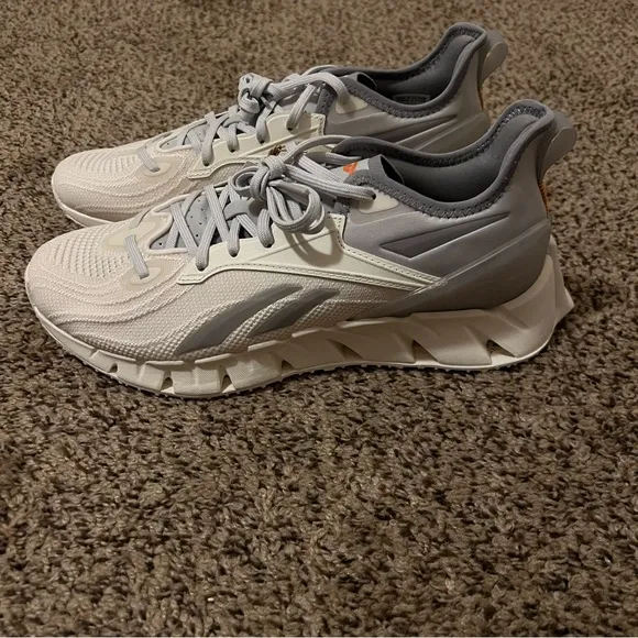 Reebok Zig Kinetica 3 MENS size 9