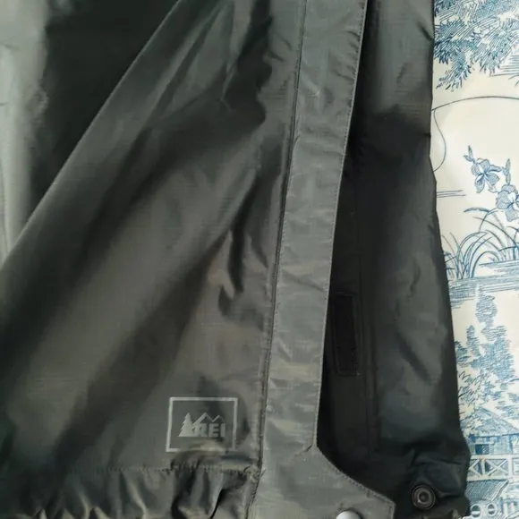 REI Talusphere Waterproof Lightweight Nylon Black Rain Pants