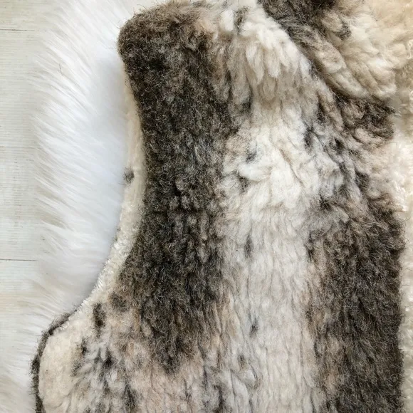 Reversible Faux Fur High Mock Collar Vest wit Side Pockets