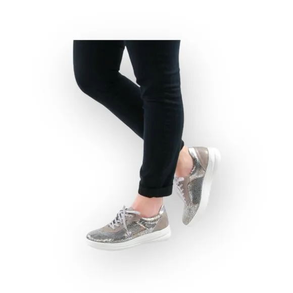 Rieker ᪥ French Remonte Metal Flower Sneakers ᪥ Gold Silver Metallic Print ᪥ 40