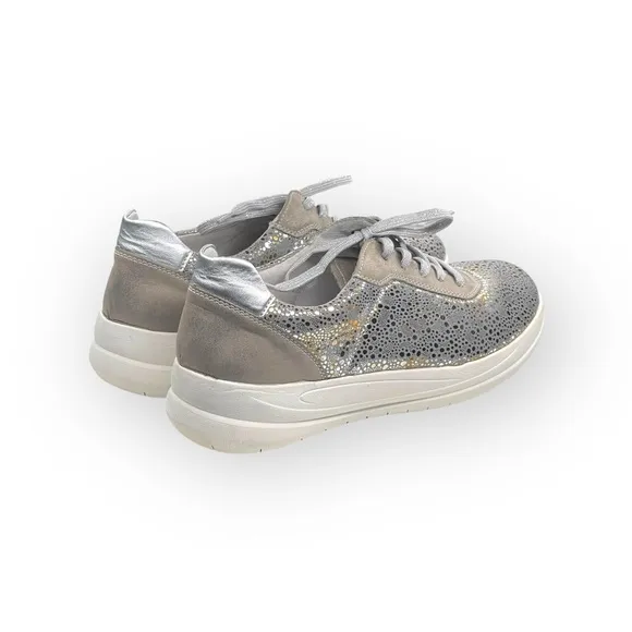 Rieker ᪥ French Remonte Metal Flower Sneakers ᪥ Gold Silver Metallic Print ᪥ 40