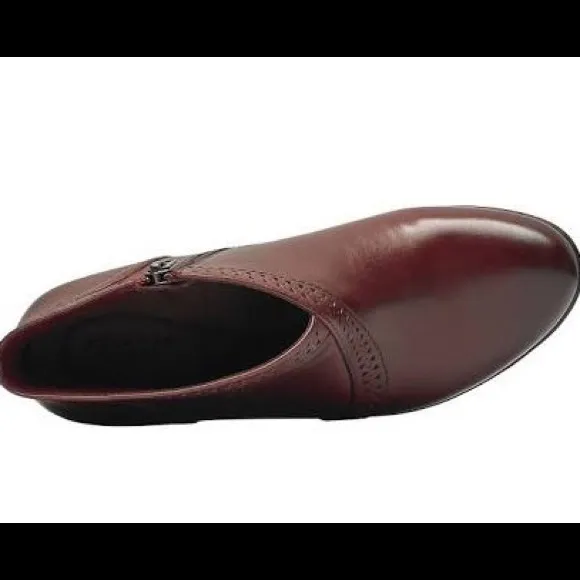 Rockport booties burgundy red leather short ankle booties red leather block heel