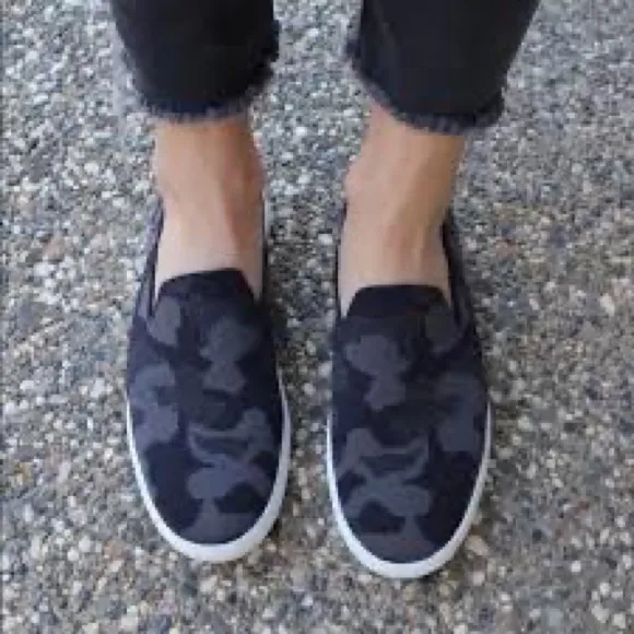 Rothy’s Grey Camo Sneakers Slip On Style ONE INSOLE ONLY
