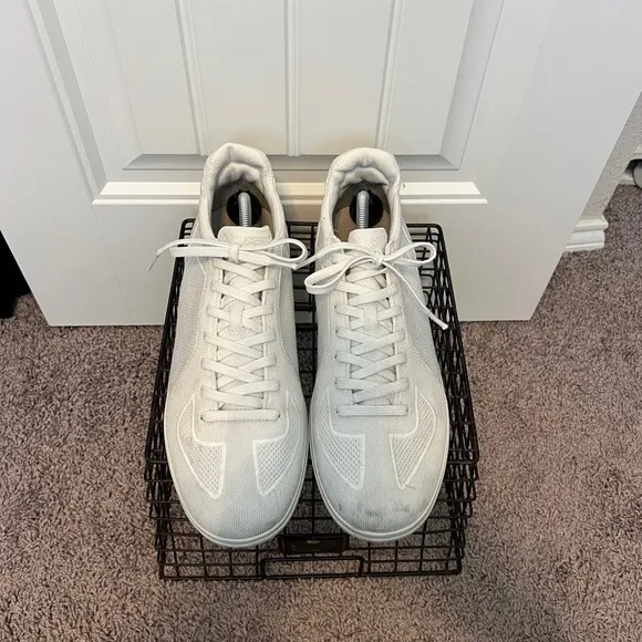 Rothy’s men’s RS01 white sneaker size 12