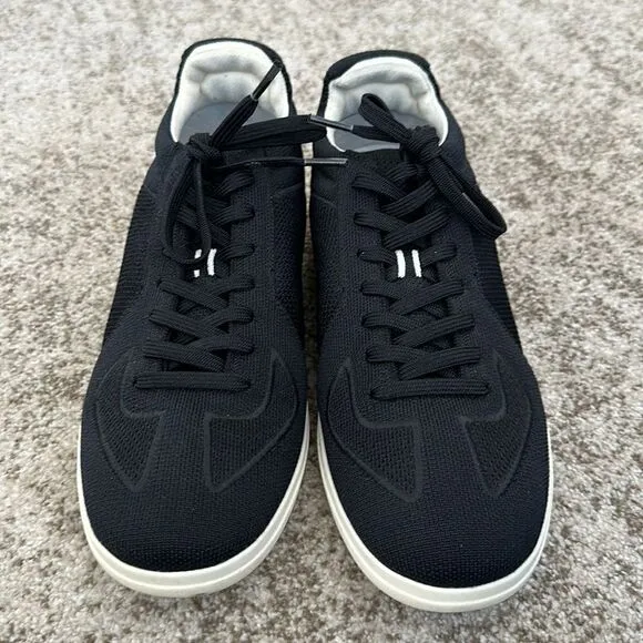 Rothy's Men's The RS01 Lace Up Knit Sneakers BlackWhite Soles 10