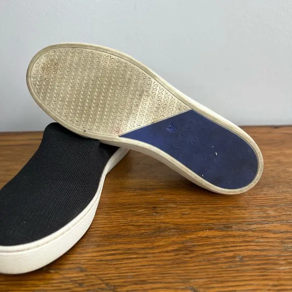 Rothys Size 8.5 • Black Slip On Knit Fabric Sneakers.