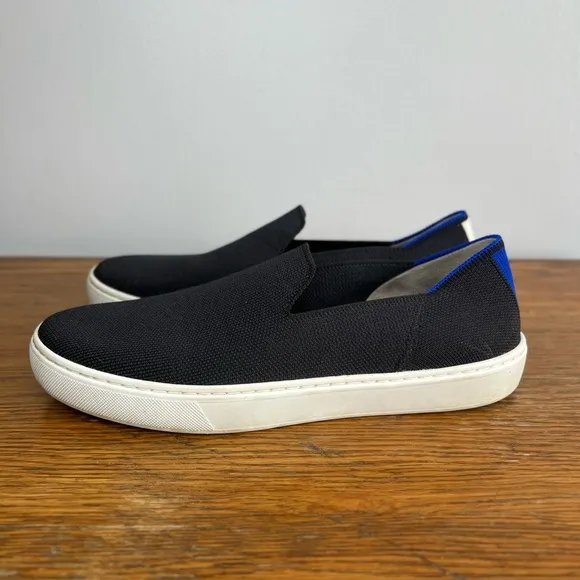Rothys Size 8.5 • Black Slip On Knit Fabric Sneakers.