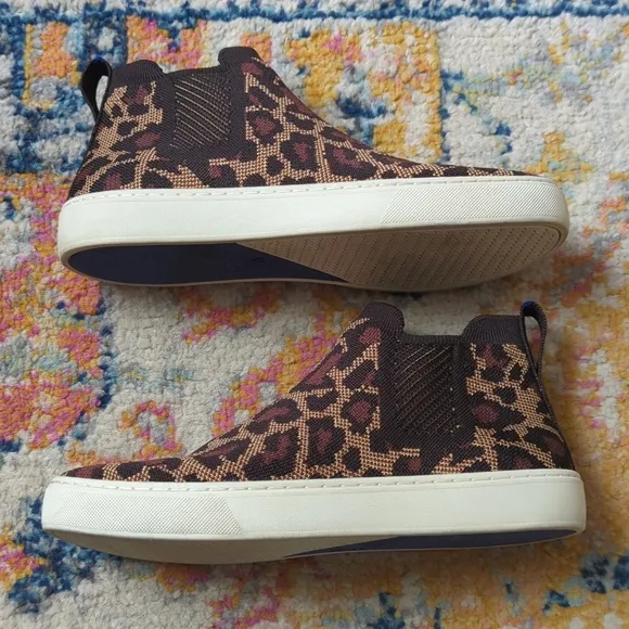 Rothy's The Chelsea Wildcat Jacquard Knit Slip On Ankle Bootie Sneakers Brown 9