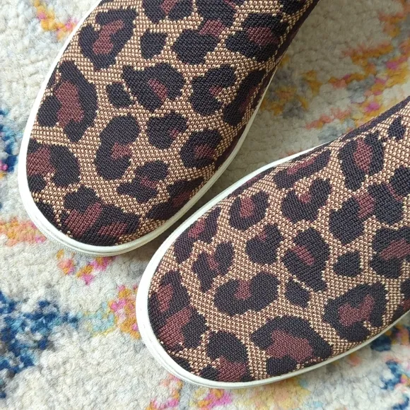 Rothy's The Chelsea Wildcat Jacquard Knit Slip On Ankle Bootie Sneakers Brown 9